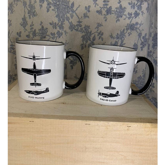 Pair of WW2 Fighter Plane Mugs - Picture 1 of 6